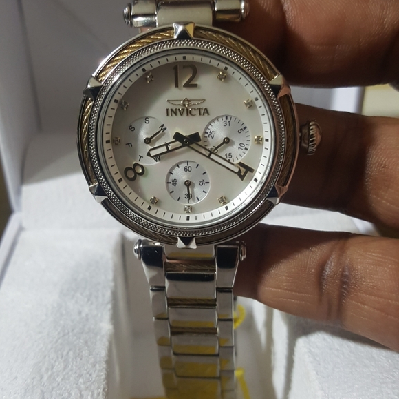 Invicta Pearl Face Watch - Picture 4 of 4